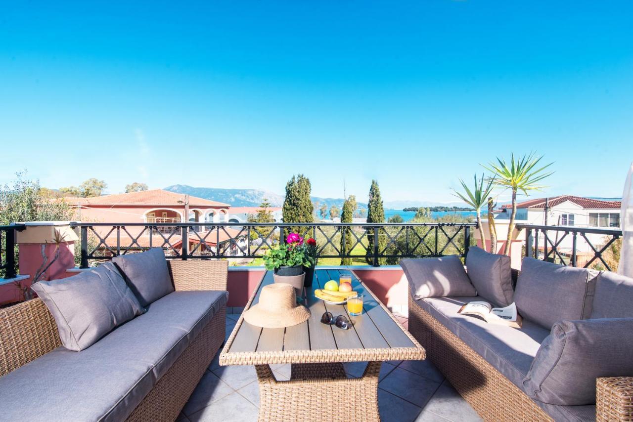 Yanna's Sea View House
